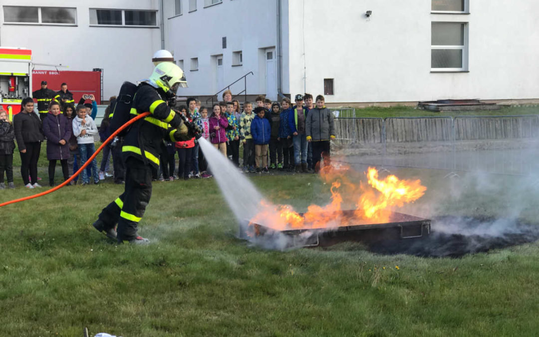 Školáky na Bruntálsku zaujal Den požární bezpečnosti