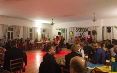 V Karlovicích si užili Sportovní bál