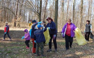 V Dívčím Hradě se zapojili do úklidové akce – Ukliďme svět, ukliďme Česko