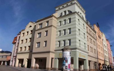Krnov: Pošta se přestěhuje do obchodního domu