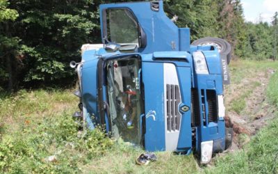 Řidič byl pod vlivem alkoholu, policistům tvrdil, že pil až po nehodě