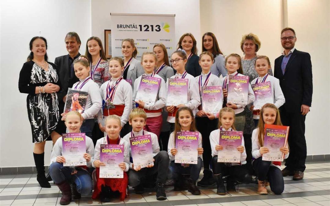 Stonožky na radnici zacinkaly medailemi