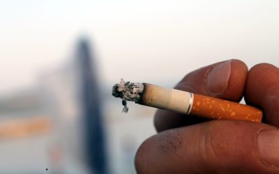 Zloděj využil nepozornosti prodavačky, ukradl cigarety
