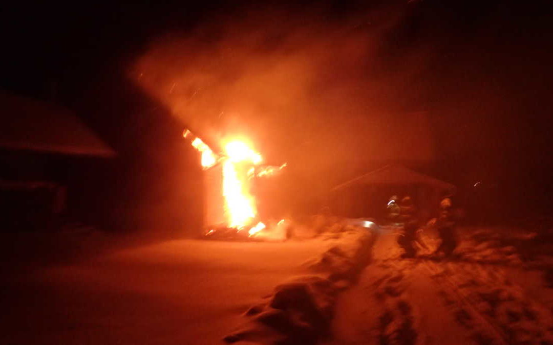 Na Rýmařovsku vzplanula rekreační chata, požár způsobil škodu téměř za milion korun