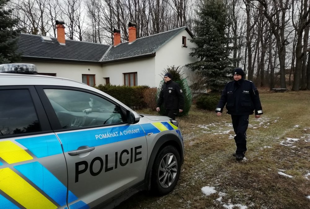 Policisté kontrolují chaty a rekreační objekty, chraňte majetek sobě i svým sousedům
