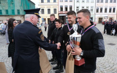 Krajskou soutěž ve vyprošťování osob u dopravních nehod vyhráli hasiči z Třince a Vrbna