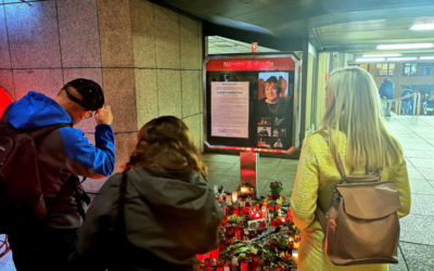 Lidé vzpomínají na herečku Vlastu Chramostovou