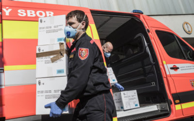 Do kraje dorazily respirátory, dostanou je praktičtí lékaři, ambulantní specialisté a zubaři