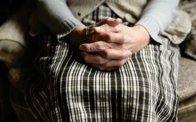 Ministerstvo upravilo opatření týkající se lázní a rezervních lůžek pro seniory