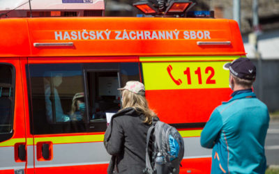 Hasiči rozváželi v průběhu Velikonoc občany, kteří se vracejí do kraje
