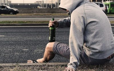 Policie odvezla silně podnapilého muže z Krnova na záchytku, měl přes čtyři promile