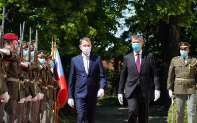 Česko-slovenská hranice se o půlnoci otevře pro občany obou zemí, dohodli se premiéři Andrej Babiš a Igor Matovič