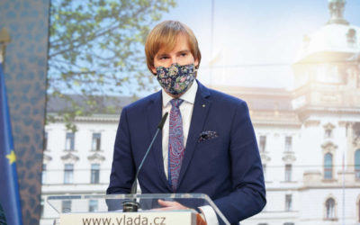 Od července budou roušky povinné jen v regionech se zhoršenou epidemiologickou situací