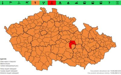 Meteorologové varují před silnými bouřkami a přívalovými srážkami, zvednou se hladiny řek
