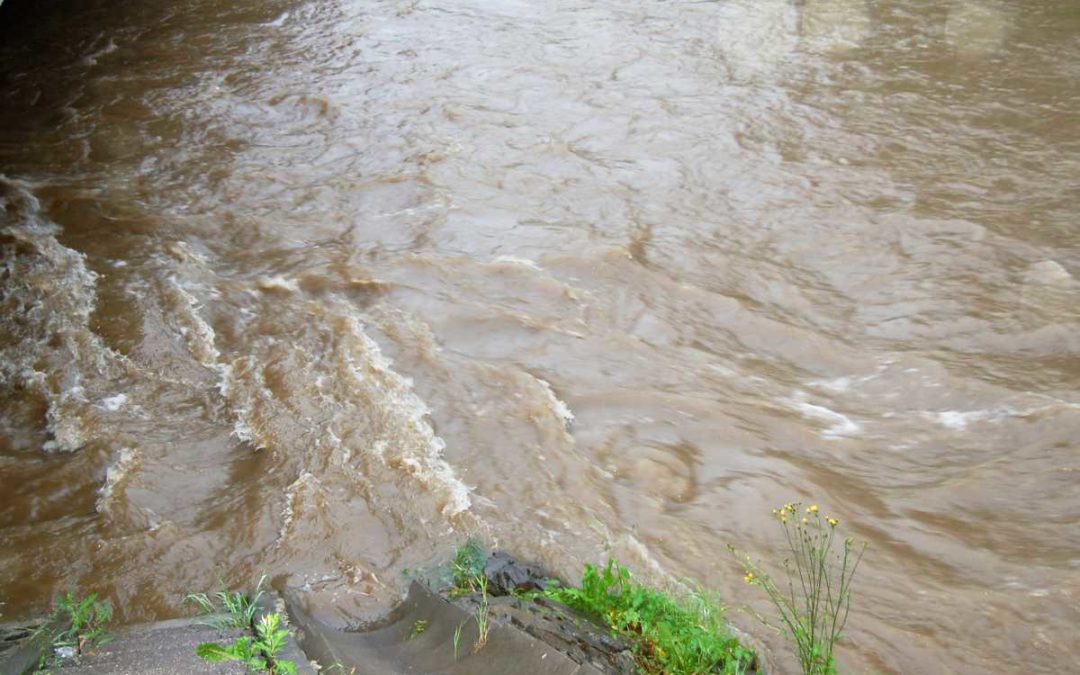 Třetí povodňový stupeň – ohrožení překročily řeky Černá Opava a Osoblaha