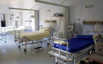 Ministerstvo zdravotnictví schválilo přes 300 žádostí o mimořádné odměny pro zaměstnance poskytovatelů lůžkové péče
