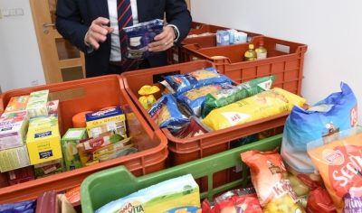 Podzimní Sbírka potravin pomůže lidem v nouzi i proti plýtvání potravinami