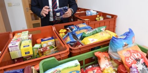 Podzimní Sbírka potravin pomůže lidem v nouzi i proti plýtvání potravinami