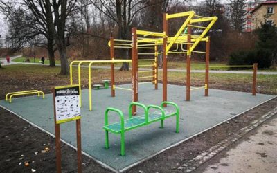 Workoutové hřiště v Bruntále je hotové, můžete si zacvičit