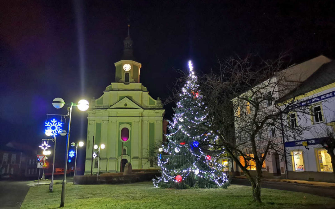 Podívejte se na vánoční náměstí ve Městě Albrechticích