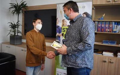 Výhru dostal budoucí bruntálský středoškolák k narozeninám