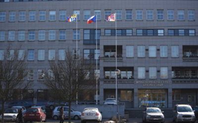 Tibetská vlajka před hejtmanstvím vlaje už počtvrté