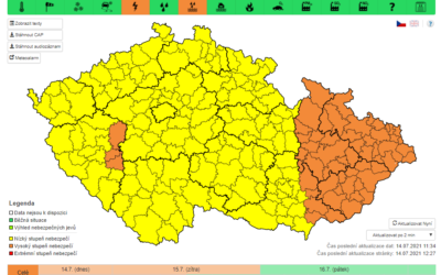 Meteorologové varují před silnými bouřkami a přívalovými srážkami, zvednou se hladiny řek