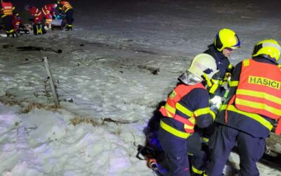 Vážná nehoda na Bruntálsku! Zranily se tři osoby