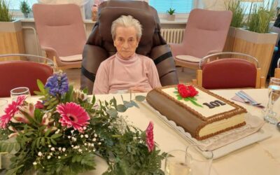 Stoprvní narozeniny oslavila paní Aloisie z Domova Bílá Opava