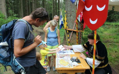 FOTO: Lesní slavnost Lapků z Drakova přinesla bohatý program pro rodiny s dětmi