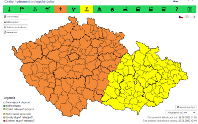 Meteorologové varují před silnými bouřkami