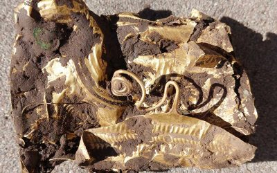 Opavsko: Zemědělec našel zlatý diadém z doby bronzové