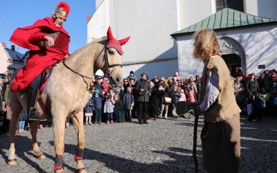 V Krnově přivítali svatého Martina, přivezl slunce