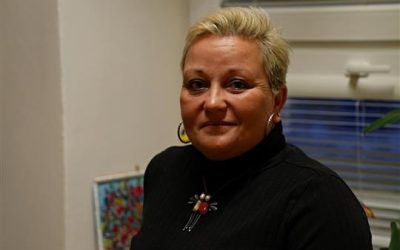 Bruntál: Lenka Musilová bojuje o titul Pečovatelka roku