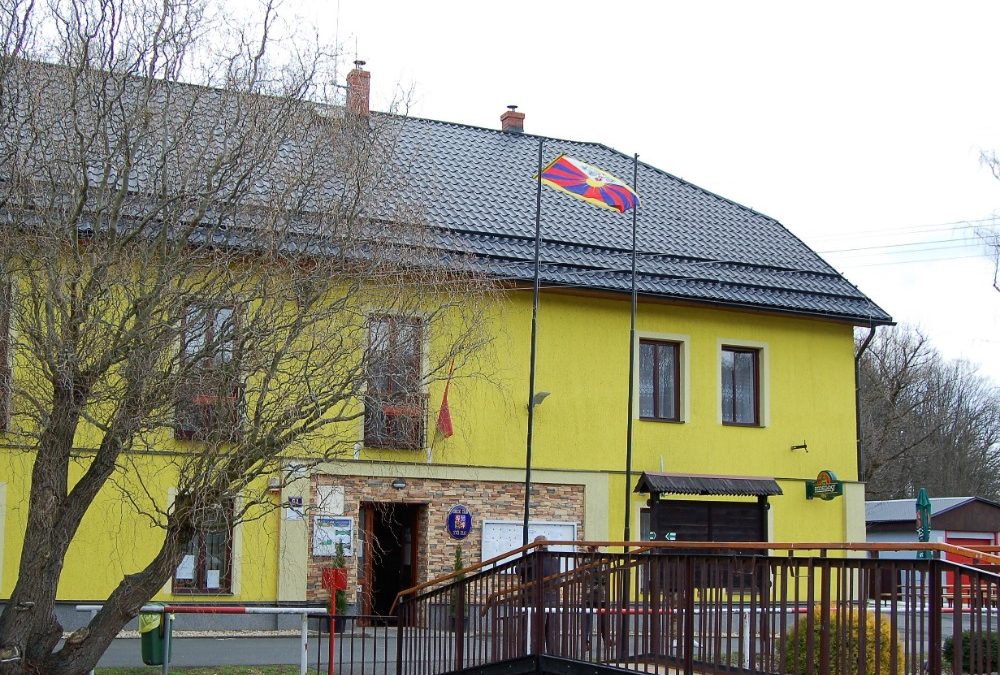 Dívčí Hrad: Obec se opět připojila k mezinárodní kampani Vlajka pro Tibet
