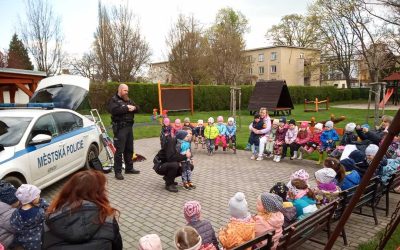Strážníci-preventisté Městské policie Krnov navštívili Mateřskou školu náměstí Míru