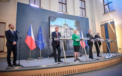 Vláda schválila návrh MPSV na úpravu předčasných důchodů a valorizací, plné navýšení důchodů o inflaci zůstane