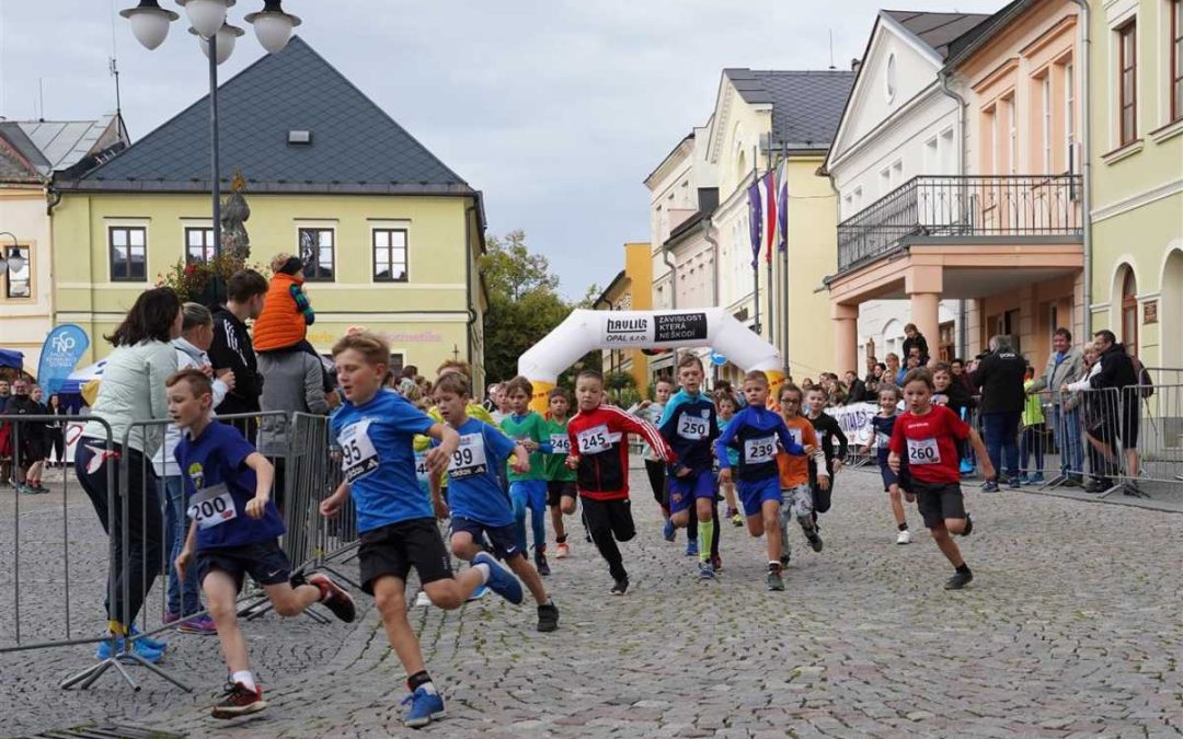 Jednapadesátý ročník Večerního běhu Bruntálem přinesl nové disciplíny