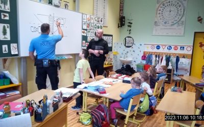 Preventisté z řad strážníků Městské policie Krnov besedovali s dětmi