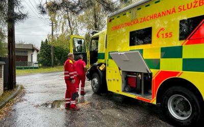 Moravskoslezští záchranáři chystají do provozu velkokapacitní sanitní automobil