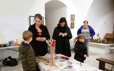 V sobotu si návštěvníci užili makové tvoření na zámku Bruntál