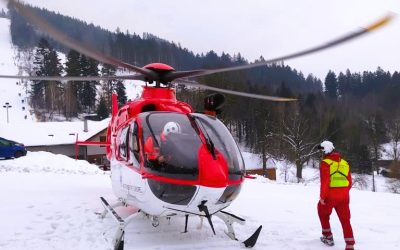 Dvě ženy utrpěly těžká zranění při lyžování ve skiareálech