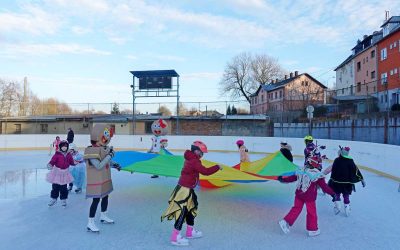 Rýmařov: Děti si užily oblíbený karneval na ledě