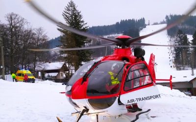 Letečtí záchranáři zasahovali u dospívajících lyžařů