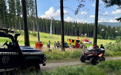 Moravskoslezští záchranáři zasahovali u vážně zraněných cyklistů na Bruntálsku