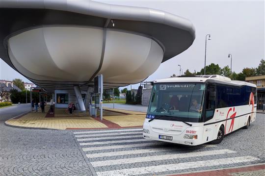 Autobusové spojení Krnov – Bruntál – Olomouc – Brno bude od září obnoveno