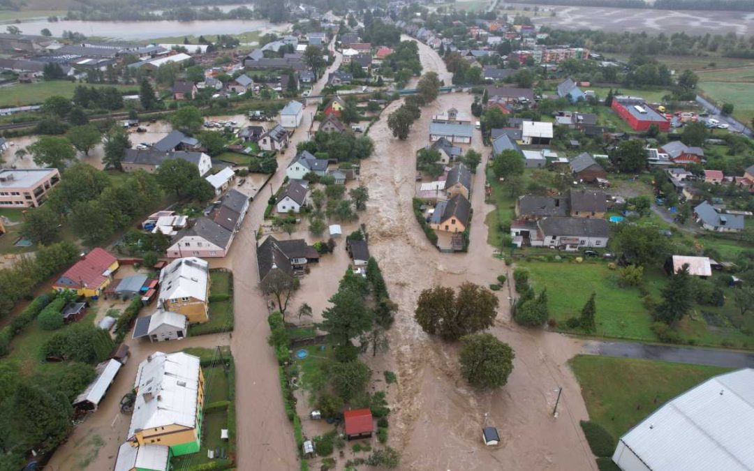 Moravskoslezský kraj má za sebou náročnou noc. Řeky by měly postupně začít klesat