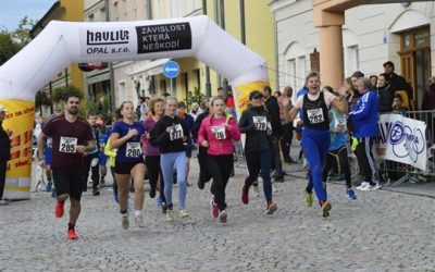 Tradiční Večerní běh Bruntálem zapojí všechny členy rodiny