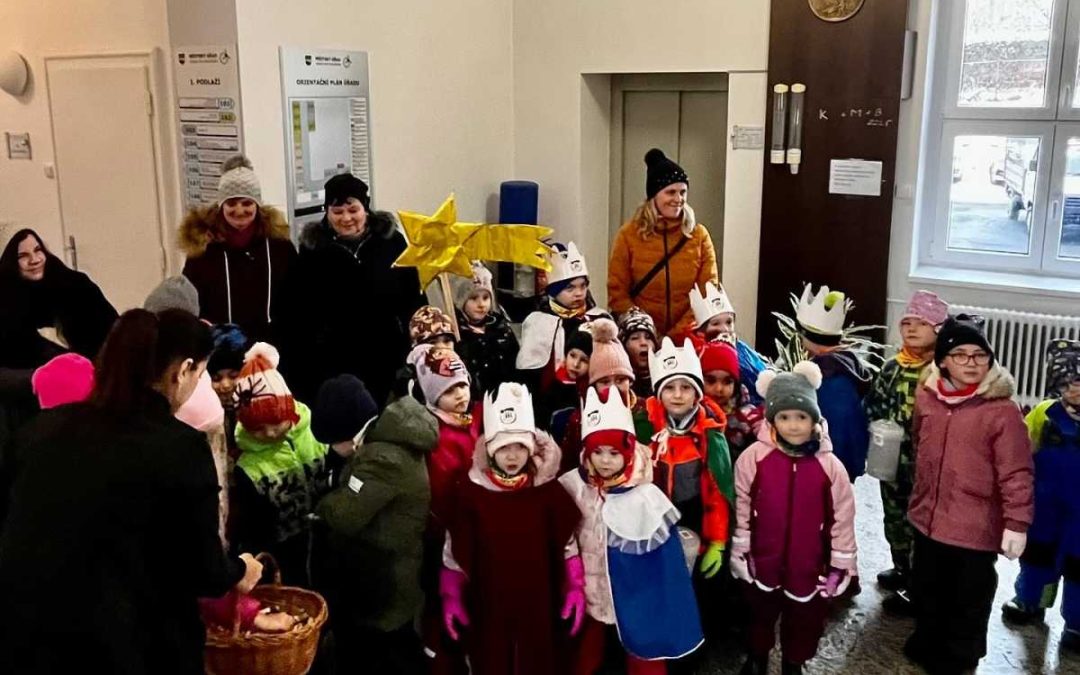 Tři králové zavítali i na radnici Vrbna pod Pradědem