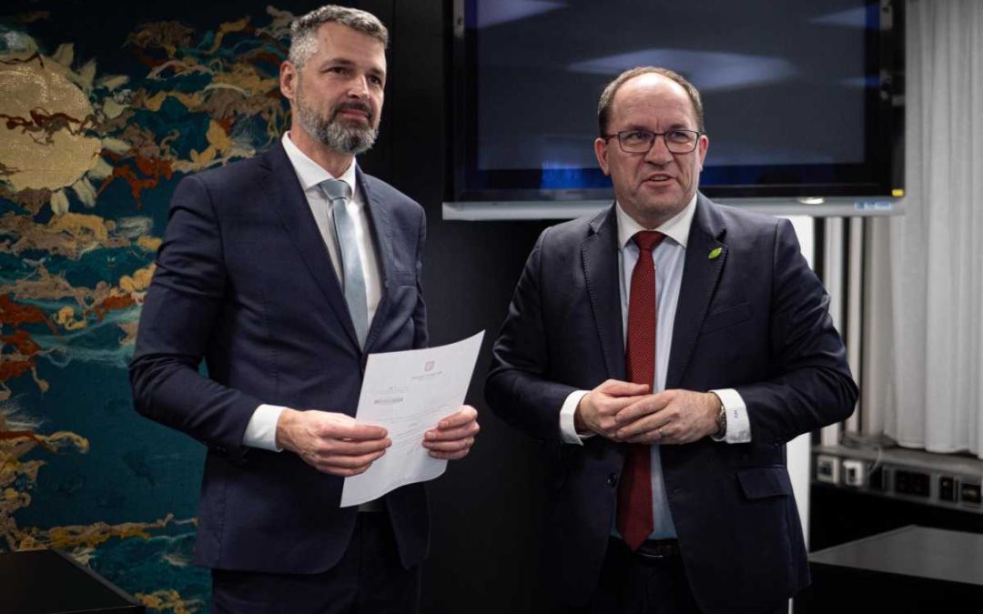 Ministr zemědělství představil nového generálního ředitele státního podniku Povodí Odry